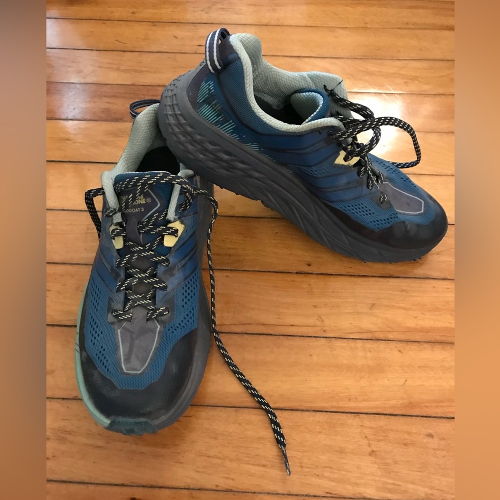 Women’s Hoka Speed goat 3 trail runners